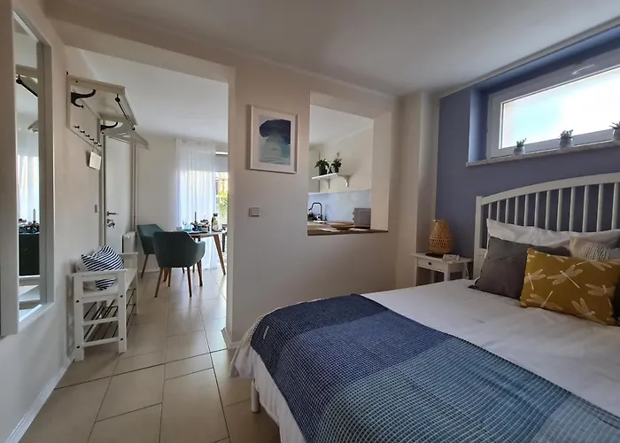 Moderne Ferienwohnung mit gemütlicher Terrasse #2